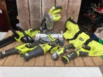 Group RYOBI 18V Cordless Tools - Bag