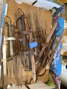 Mole Spike and Gopher Traps Approx. 15