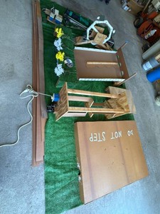 Mini Golf Obstacles Putters Turf & Cup Set with Mechanized Hazards