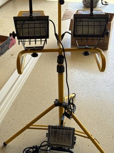 Lot Including Dual Head Tripod Halogen Work Light & Single Flood Light