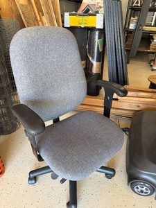 Gray Fabric Swivel Office Task Chair Adjustable Rolling Desk Chair