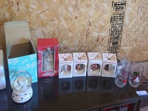 Holiday Decor Mixed Lot With Beacon Tree Topper, Snow Globe & Ornaments