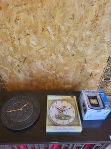 Timex & Wooden Wall Clock Mixed Lot