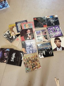 Mixed Lot of 12 Vintage Vinyl Records
