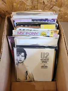Mixed Lot Vinyl Records and 45 RPM Singles