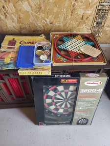 Chinese Checkers Set & Halex 3200-Q Electronic Dartboard Mixed Lot