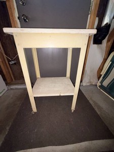 Vintage Metal Utility Stand Rolling Cart 29x20x16 Cream See Photos