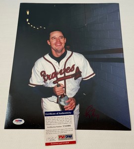 Greg Maddux Autographed w PSA DNA 11x14 Baseball Photo - Atlanta Braves