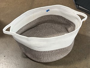 laundry basket