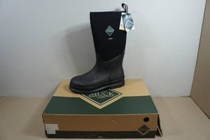 Muck Boots Mens Chore Classic Hi Boots - Size 11