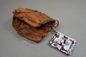 Shoeless Joe 11-14 Fast Pitch Closed Web Right Handed Glove