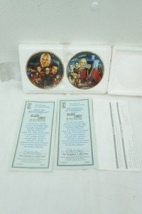 Vintage Star Trek The Next Generation Mini Plate Collection (2ct) Best of Both Worlds, Encounter At Farpoint. 1997 (with certificates of authenticity)