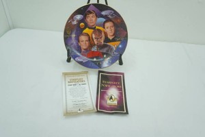 Vintage Star Trek Collectors Plate. Starfleet Navigators. From the Star Trek  30 Years Plate Collection. 1997