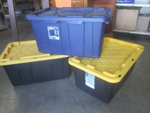 (BR3) 3 Large Totes with Lids...