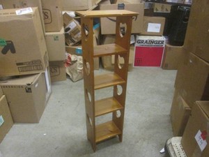 (CSB) Small Wood Shelf with Heart C...