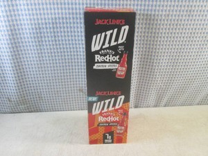 (B-4) Box of 20 Jack Links Wild Fra...