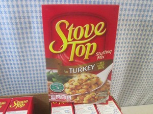 (B-2) 6 Boxes of Turkey Stove Top S...