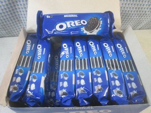(B-3) 24 - 6 Cookie Packs of Oreo C...