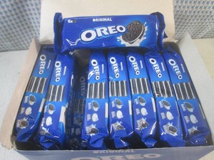 (B-3) 24 - 6 Cookie Packs of Oreo C...
