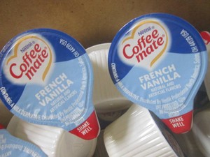 (B-2) 180 French Vanilla Coffe Mate...