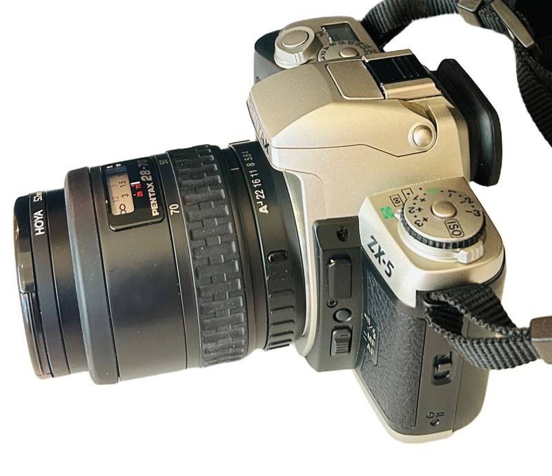 LRFE - Vintage Pentax ZX-5 35mm Film Camera With 28-70mm Lens for