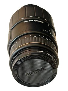 LRFE - Camera Lens - Sigma 70-300Mm F4-5.6 Apo Macro Autofocus