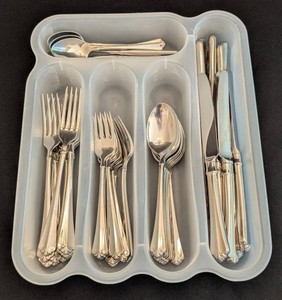 K - Flatware Set - Oneida Service for Eleven
