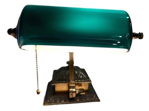 LLFR - Bankers Lamp Emerald Green Glass Shade Metal Base