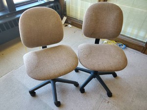 2 Rolling Cushioned Desk Chairs