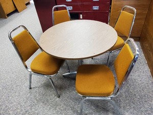 4 Mid Modern Virco Stackable Cushioned Chairs with Sturdy Round Table