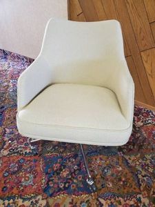 Highly collectable Mid Modern Cushioned Conference Room Chair on wheels