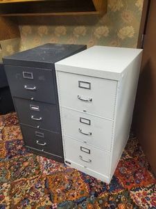 2 40 heavy duty metal Cabinets&nbsp
