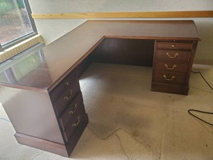 Large Corner Bank Desk with Drawers&nbsp