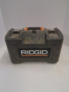 RIDGID R2500 14 Sheet Orbital Finish Sander with Case