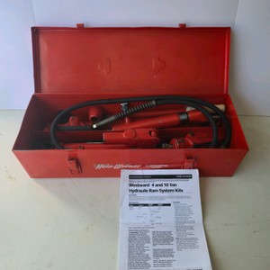 Hein-Werner Westward Hydraulic Ram System Kit with Metal Case