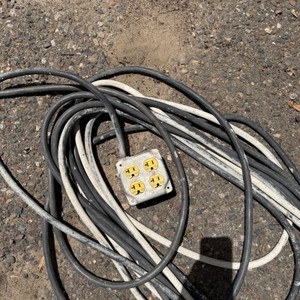 Heavy Duty Extension Cord with 4-Outlet Power Block