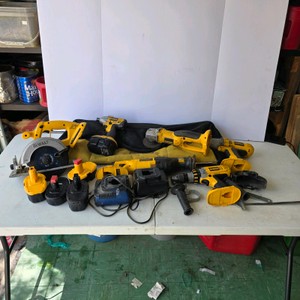 Lot of DeWalt Cordless Power Tools, Batteries, Chargers and Tool Bag
