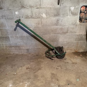 Manual Rolling Lawn Aerator with Long Handle