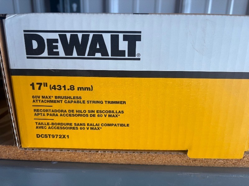 Dewalt 17 60 Volt String Trimmer