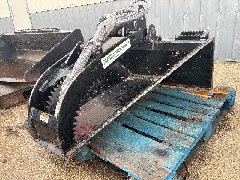 Stump Grapple