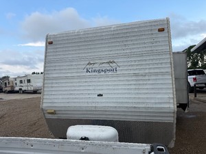 2004 Kingsport by Gulfstream 32'