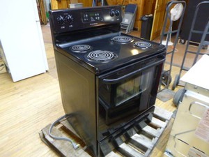 Frigidaire Electric Stove