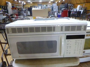 GE Profile Performance Under Cabinet Microwave Oven