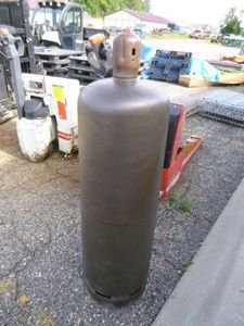 100 Lb. LP Tank