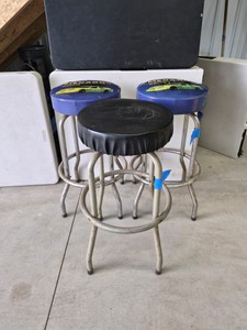 (3) Bar stools 29 H, spins
