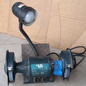 Black & Decker 9407 bench grinder