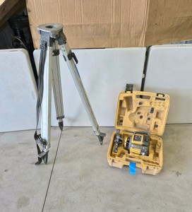 Topcon Rotary Laser, Receiver and tripod