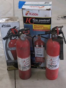 (4) Kidde Fire Extinguishers