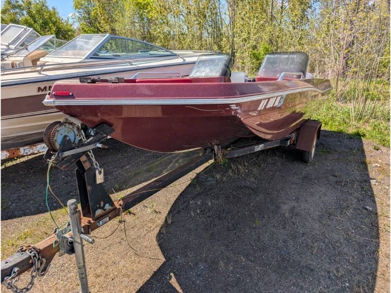 1979 Boat W 1978 Chrysler TRL