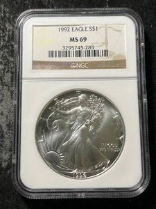 1992 AMERICAN SILVER EAGLE NGC MS69